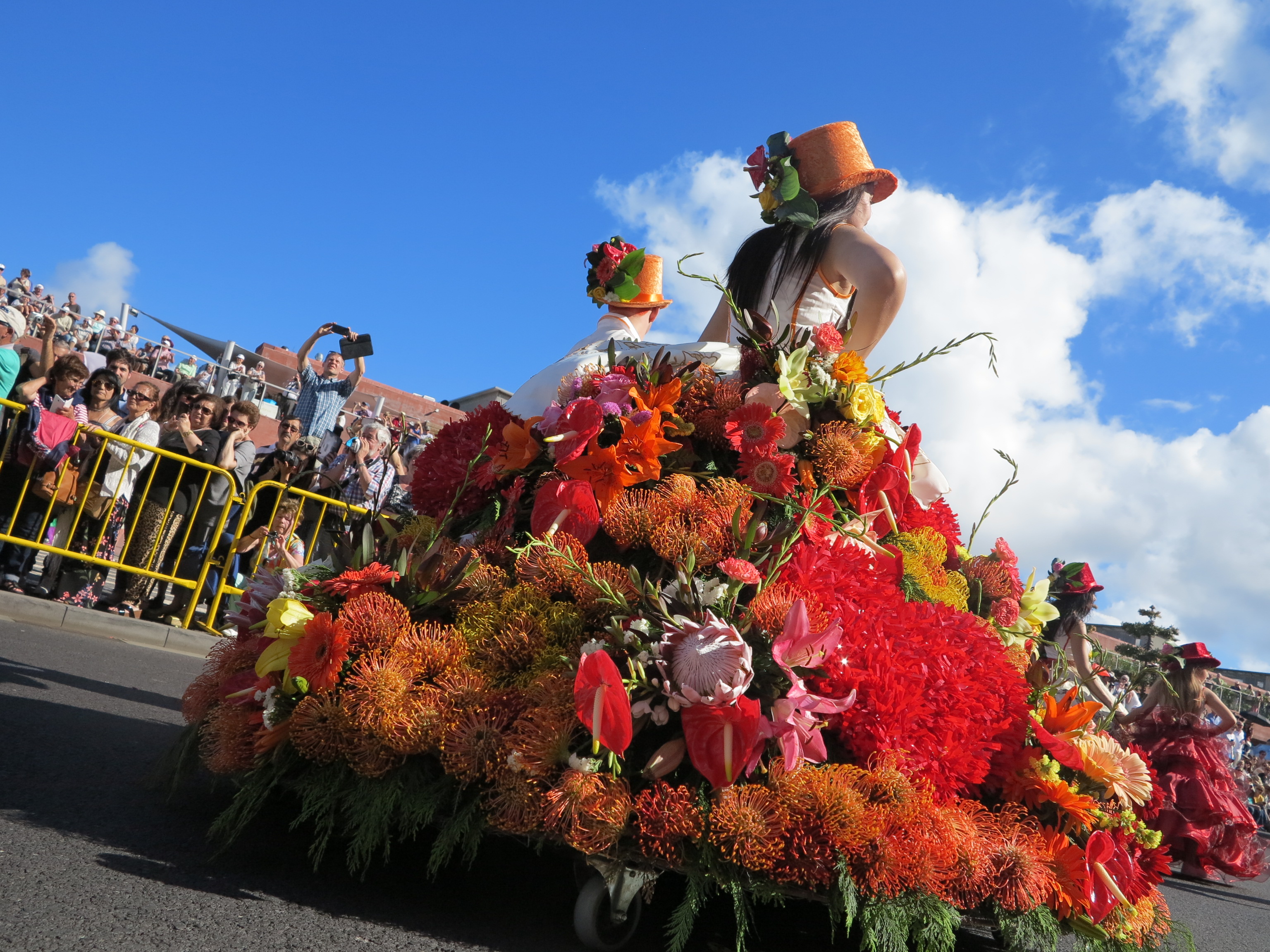 Madeira Events - Madeira Flower Festival Parade Can anyone please advise the dates for the Flower Festival next year. Can someone please confirm that next years Flower Festival is May? Does anyone know the date of the Flower Festival next year? What are the dates of next years festival?